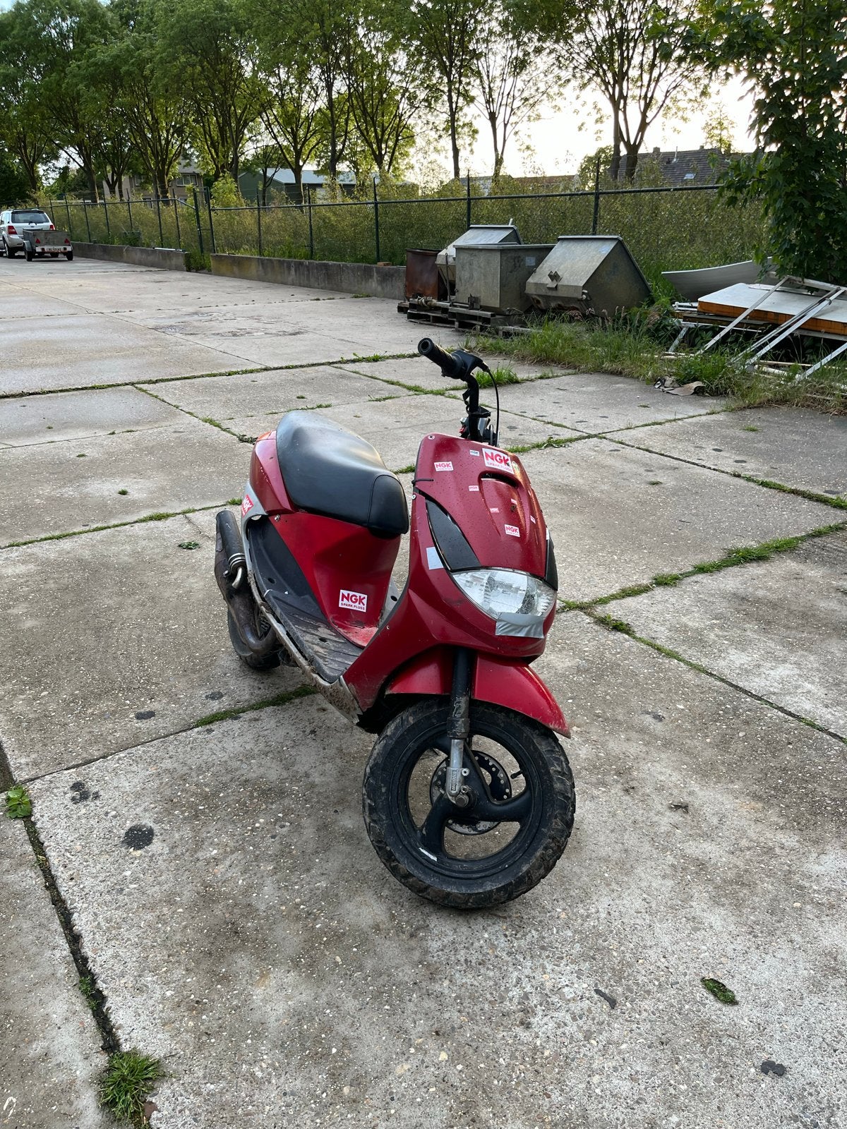 Peugeot Vivacity 70cc Malossi geel kenteken, Fietsen en Brommers, Scooters | Peugeot, Ophalen, Gebruikt, Tweetakt, Vivacity