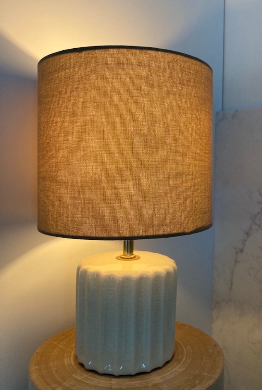 Linnen beige tafellamp geglazuurd keramiek raku lampenvoet, Beige, Art deco, Textiel, Ophalen of Verzenden
