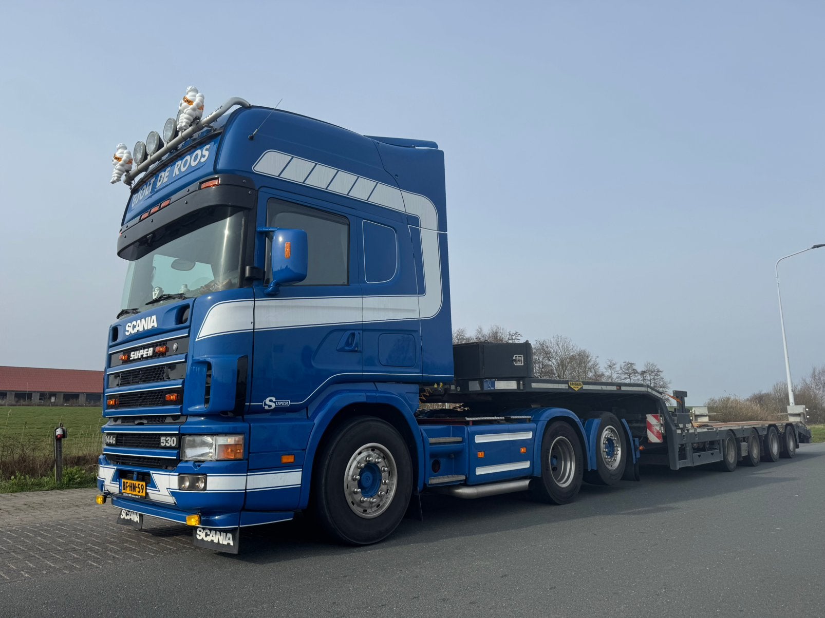 Scania 144