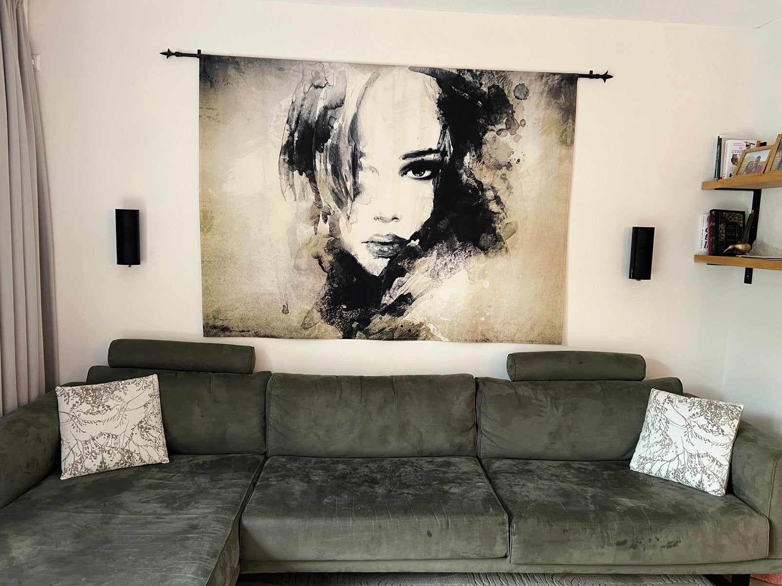 Groot wandkleed met portret incl. rails 190  140 cm, Ophalen