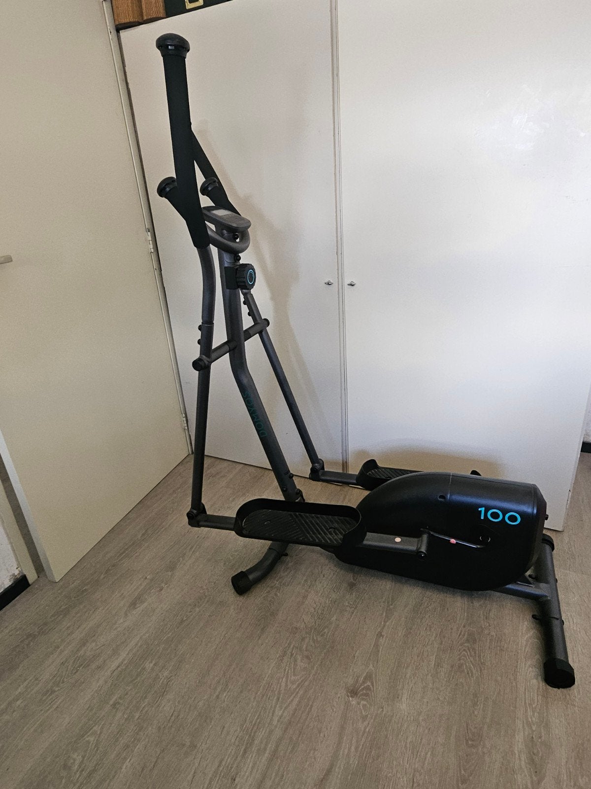 Domyos 100 Crosstrainer, Ophalen, Zo goed als nieuw, Buik, Crosstrainer
