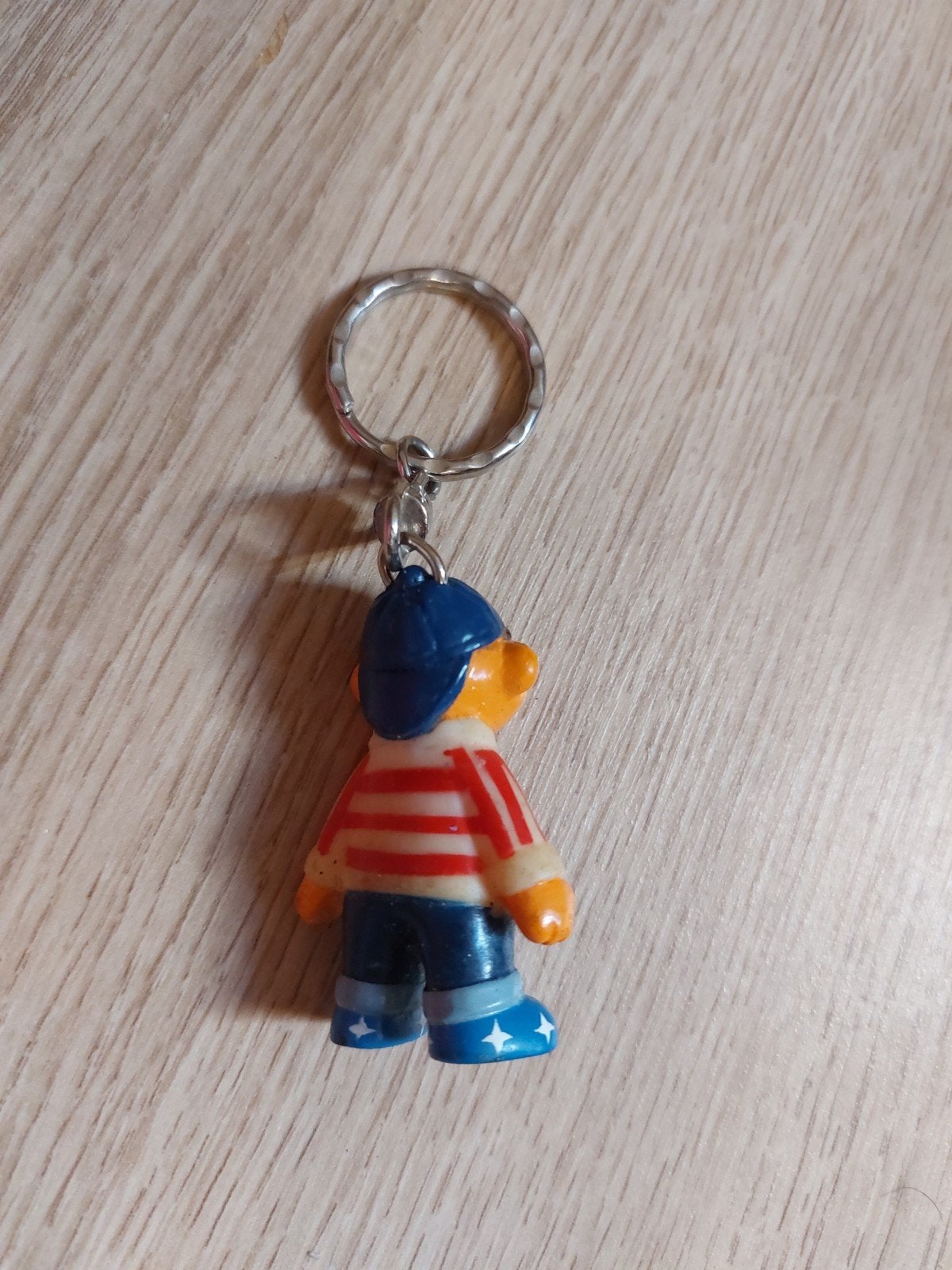 Sesamstraat Ernie sleutelhanger 5 cm, Verzamelen, Ophalen of Verzenden
