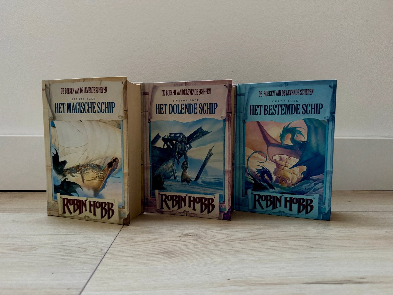 Robin Hobb - De Boeken van de Levende Schepen (Trilogie), Boeken, Ophalen of Verzenden, Gelezen