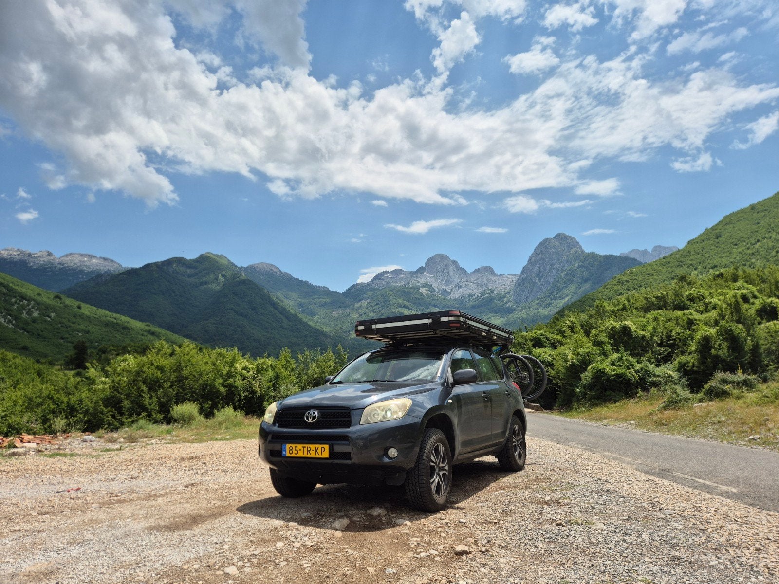Toyota RAV4 2.0 VVT-i 4WD | Daktent | LiFePO4 | Renogy, Auto's, Toyota, 1998 cc, 1440 kg, 4 cilinders, 2000 kg