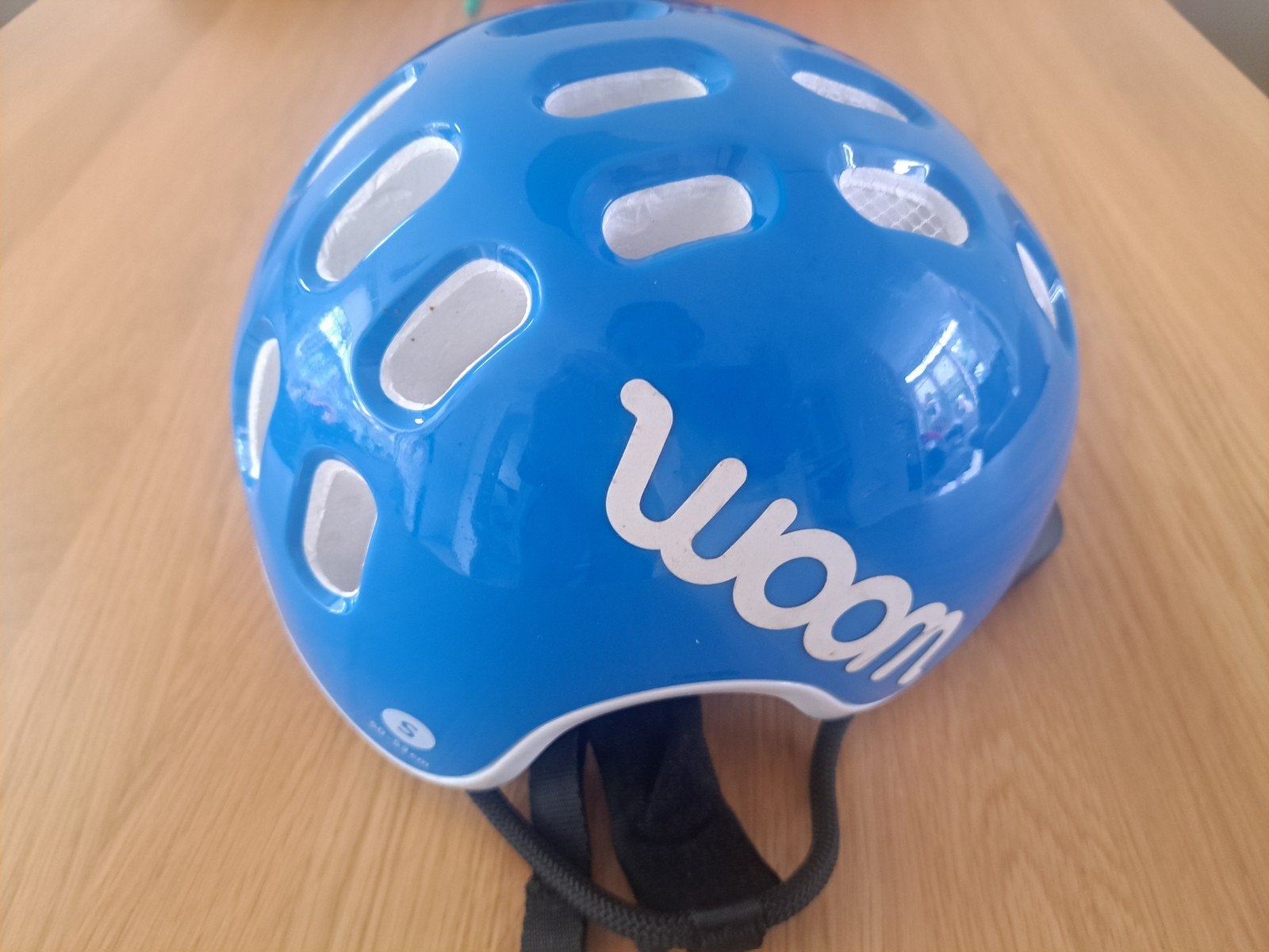 Woom fietshelm maat S (50-53 cm) - Lichte gebruikerssporen, S, Gebruikt, Jongen of Meisje, Ophalen of Verzenden