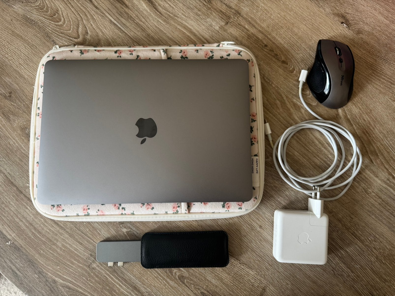 Apple Macbook Pro 2017 256 GB, MacBook Pro, 256 GB, 2 tot 3 Ghz, Qwerty
