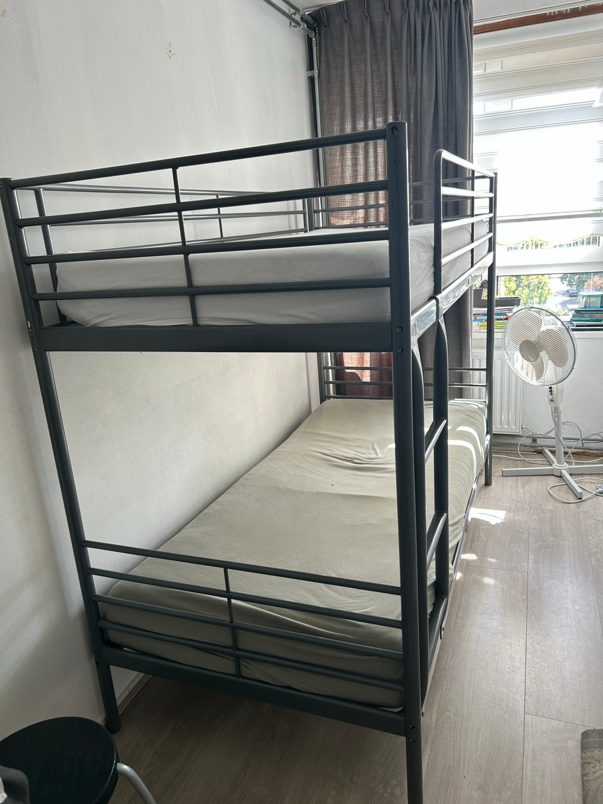 Stevig stapelbed - Ideaal voor kleine ruimtes, Ophalen, Gebruikt, 90 cm, Eenpersoons