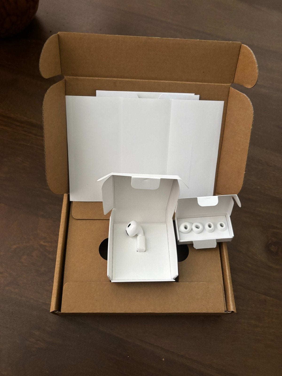 Apple AirPods Pro 2e generatie Rechter Oortje, In gehoorgang (in-ear), Actieve ruisonderdrukking, Ophalen of Verzenden, Zo goed als nieuw