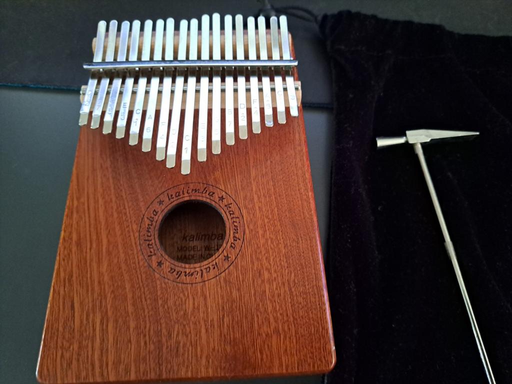 Kalimba Duimpiano model W 17T 17 Keys, Ophalen of Verzenden, Zo goed als nieuw