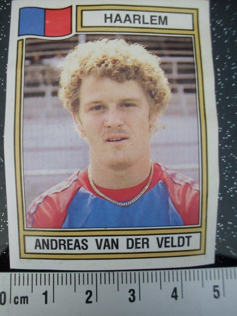 panini sticker voetbal 83 haarlem Andreas van der Veldt 145, Verzenden, Zo goed als nieuw, Overige binnenlandse clubs, Poster, Plaatje of Sticker