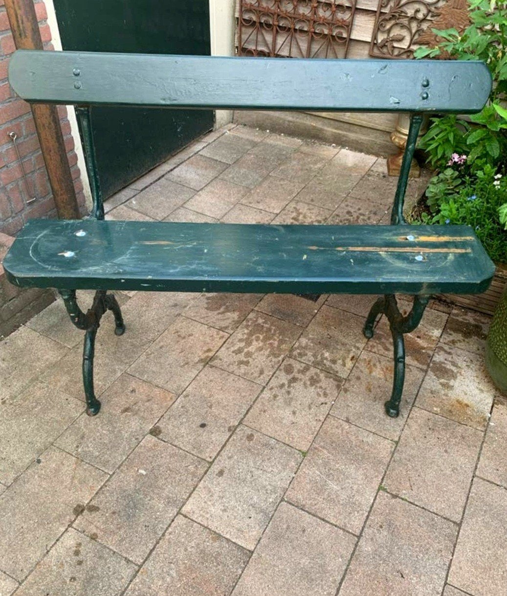 Vintage gietijzeren tuinbank met houten zitting, Ophalen of Verzenden, Gebruikt, Metaal