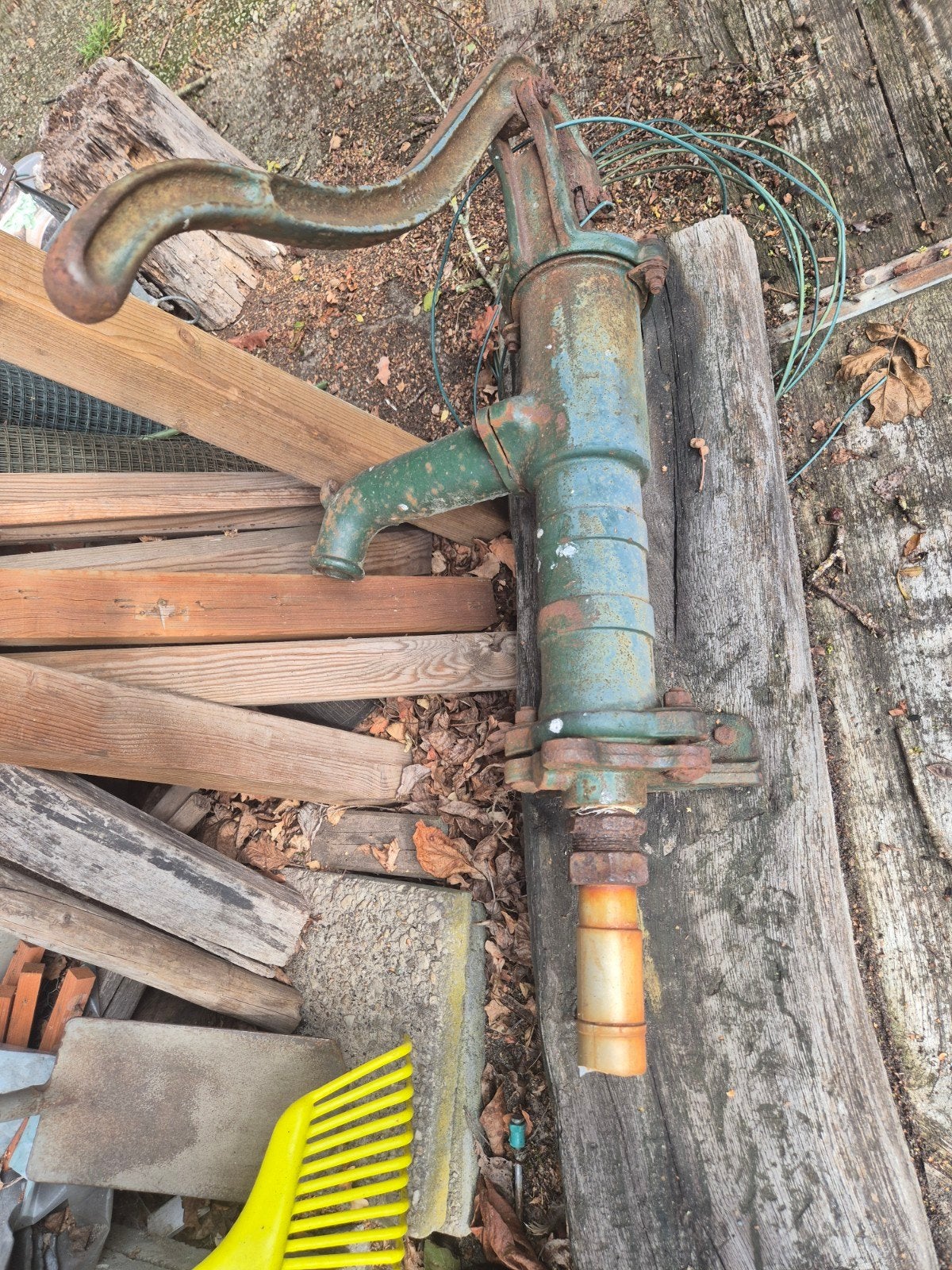 Oude handwaterpomp - Vintage tuinpomp, Tuin en Terras, Ophalen of Verzenden, Gebruikt, Handmatig, Bronpomp