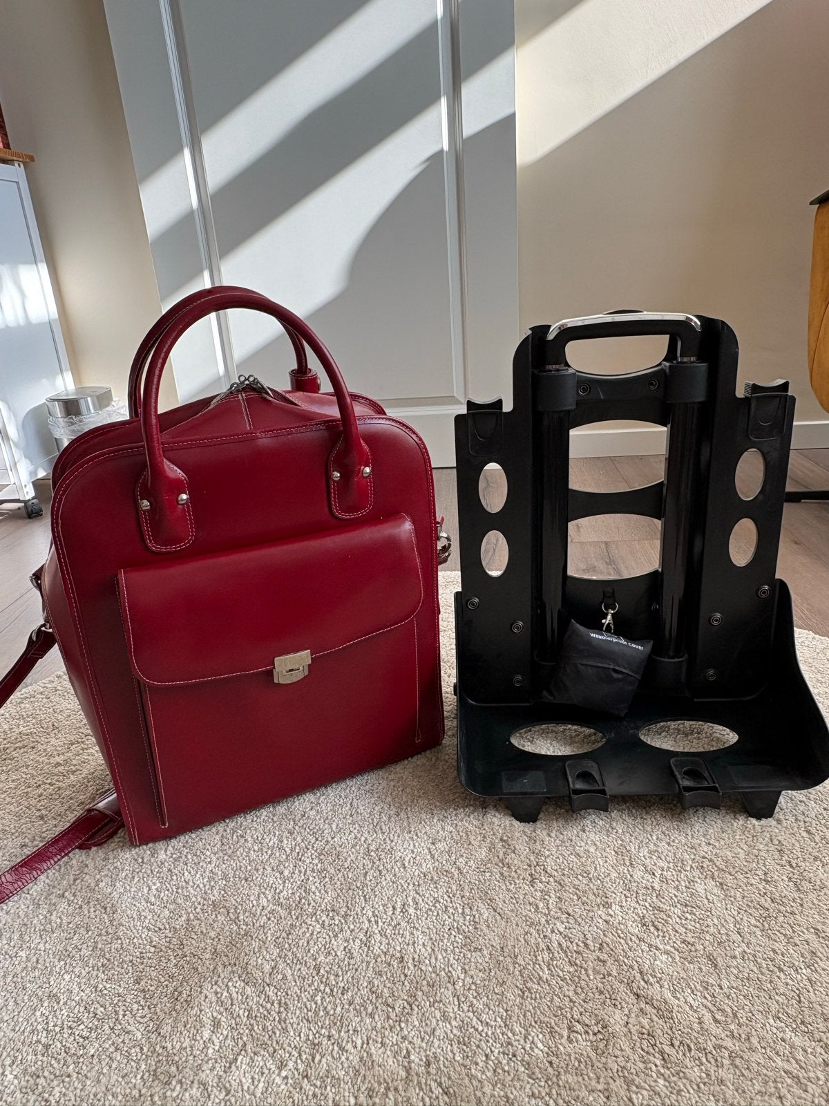 McKlein Rode leren laptoptas op wieltjes met regenhoes, Ophalen of Verzenden, Zo goed als nieuw, Rood, Overige typen