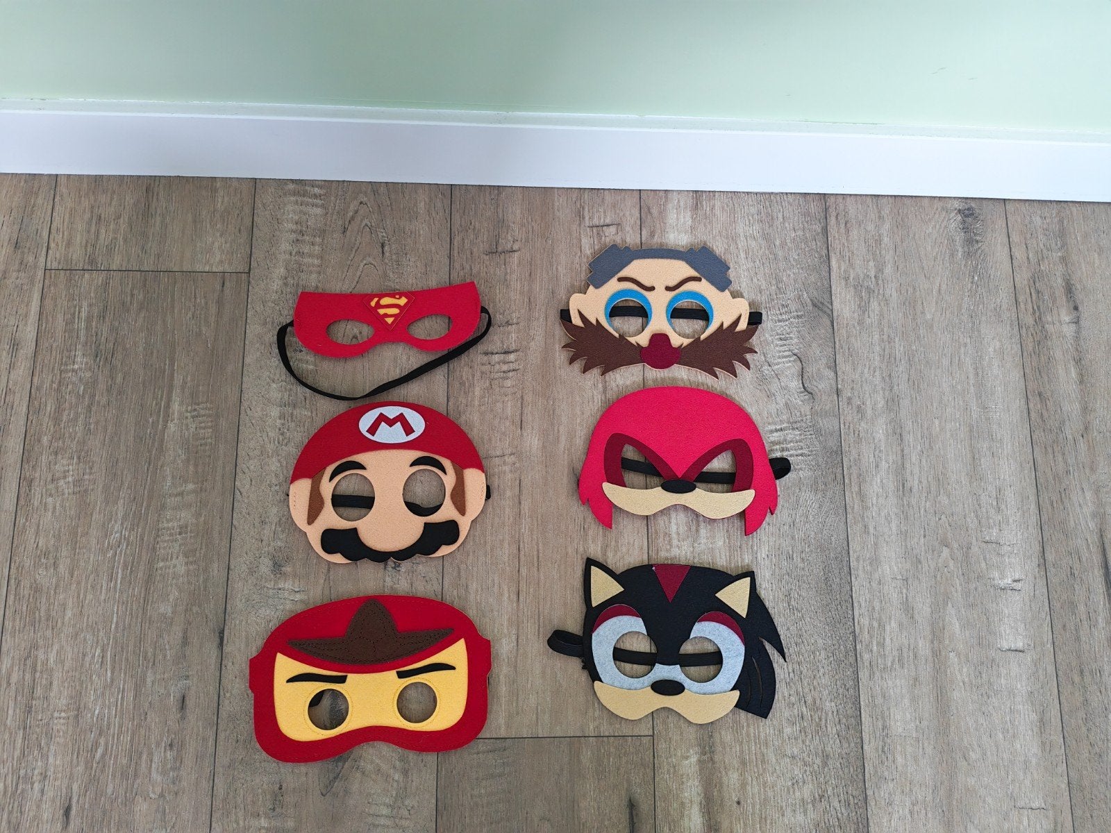 Leuke set van 6 vilten kinder maskers, Ophalen, Zo goed als nieuw, Jongen of Meisje