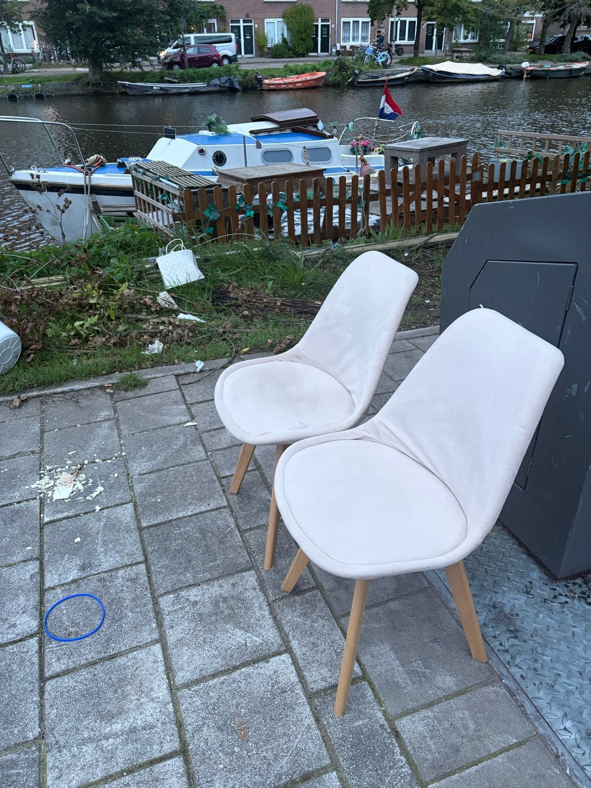 FREE 2 Chairs, Ophalen, Twee, Overige kleuren, Zo goed als nieuw