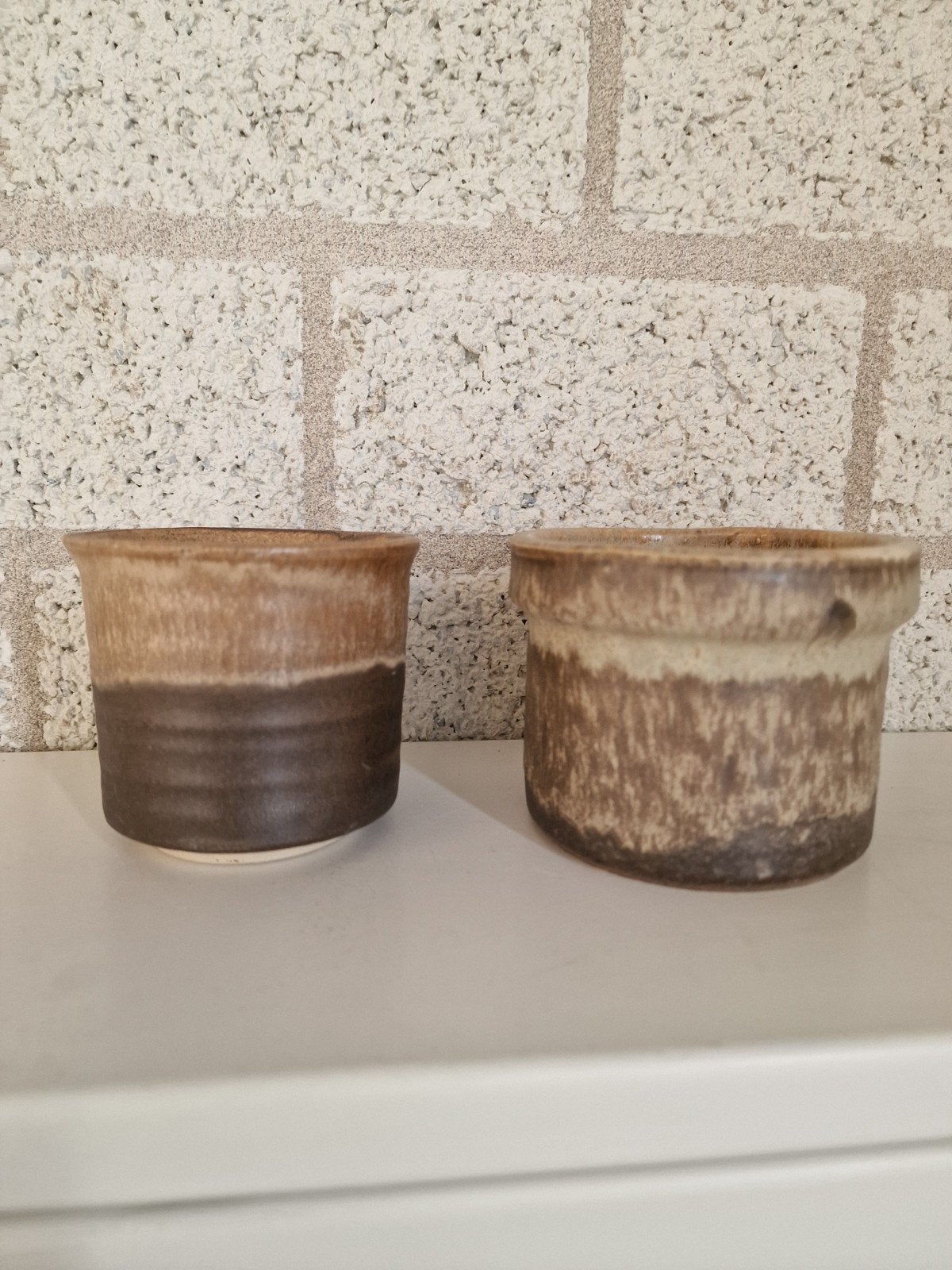 2 keramiek  ( cactus ) bloempotjes, Rond, Ophalen of Verzenden, Aardewerk, Minder dan 40 cm