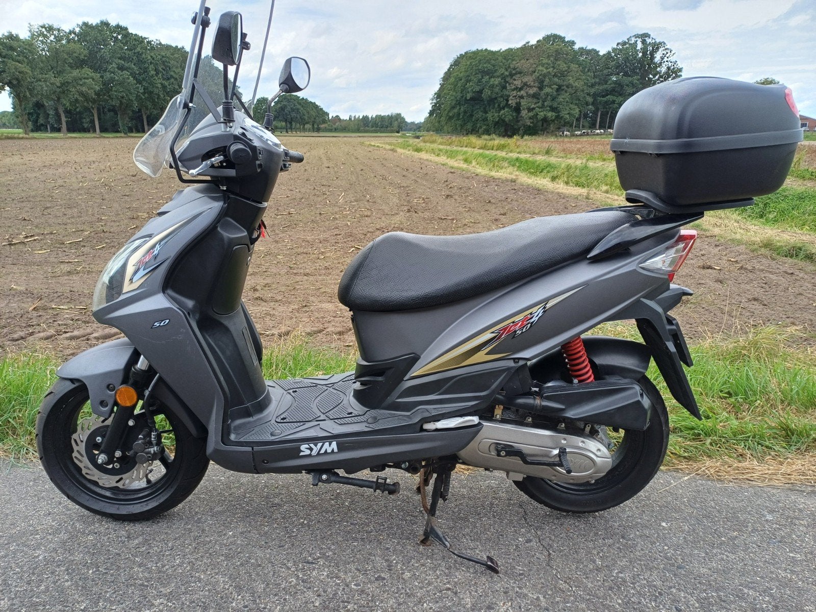 Sym Jet 4 - Zeer nette scooter met lichte schade, Ophalen of Verzenden, Maximaal 25 km/u, Overige merken