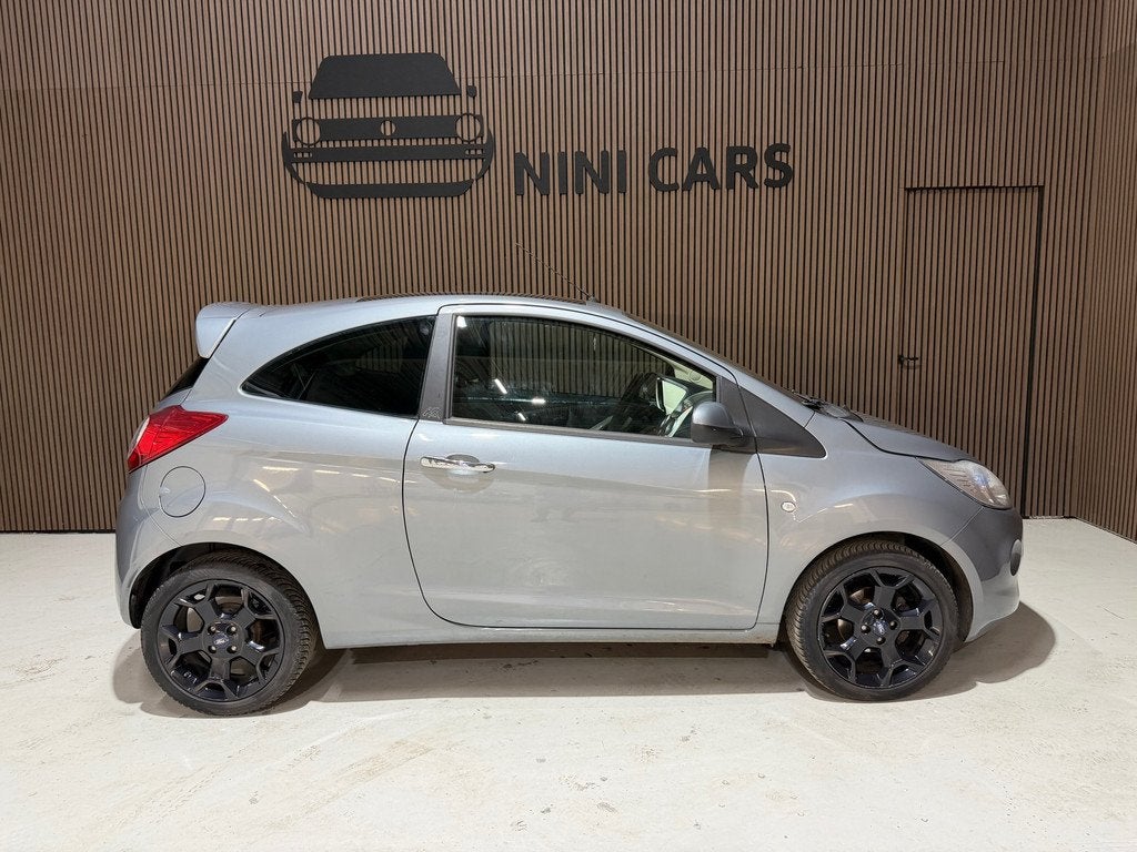 Ford Ka 1.2 Titanium X start/stop/Pano/pdc/Clima/stuurwielbe, Voorwielaandrijving, Euro 5, Gebruikt, 1242 cc