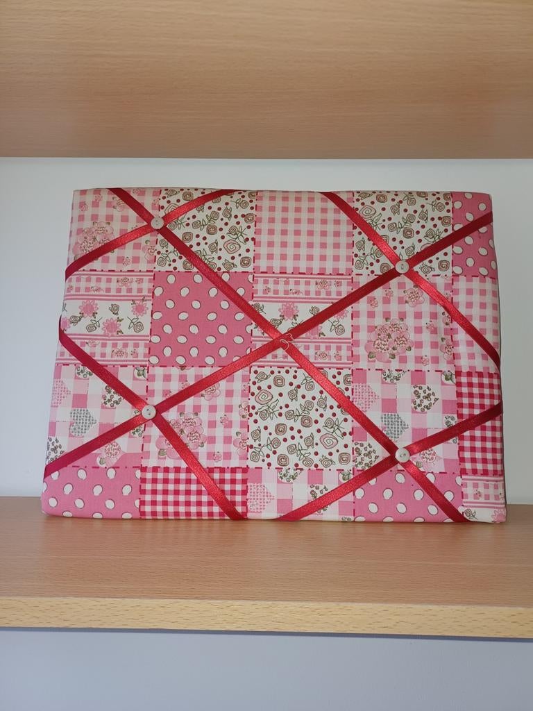 Roze memobord met linten, Ophalen of Verzenden, Zo goed als nieuw, Overige typen