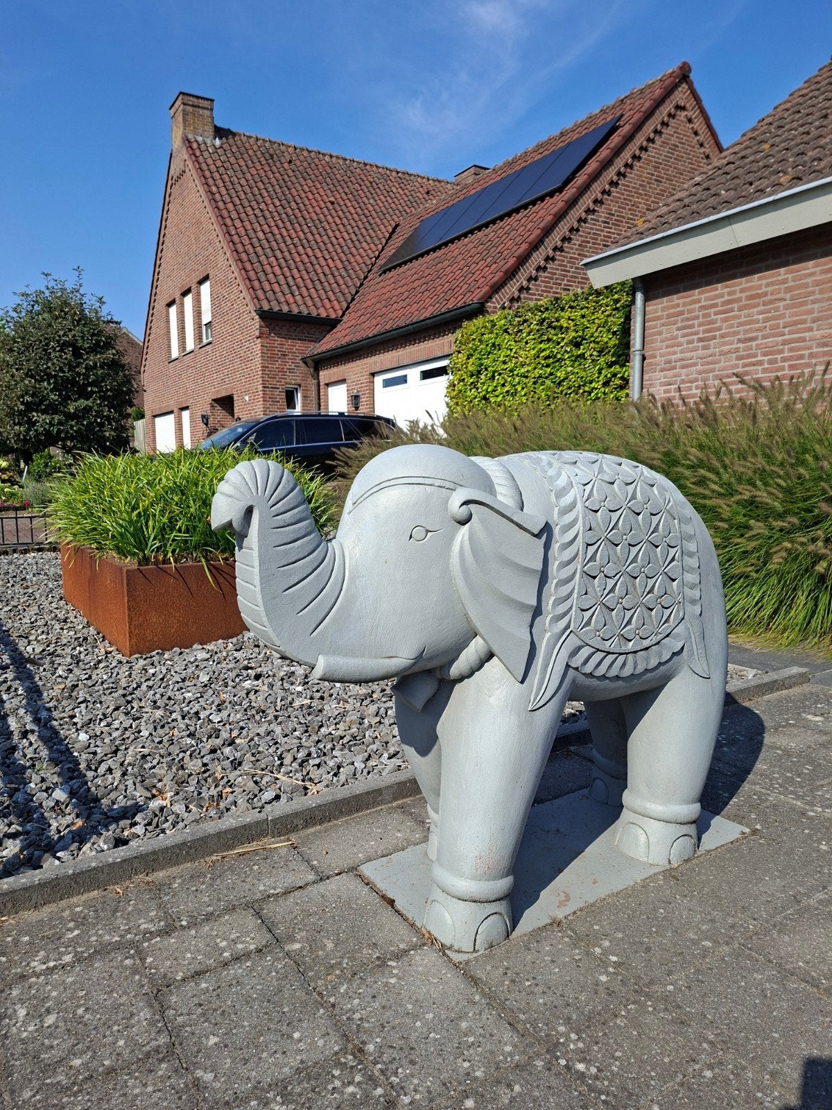 2 leuke olifanten per stuk €125,-, Tuin en Terras, Ophalen, Gebruikt, Beton, Dierenbeeld