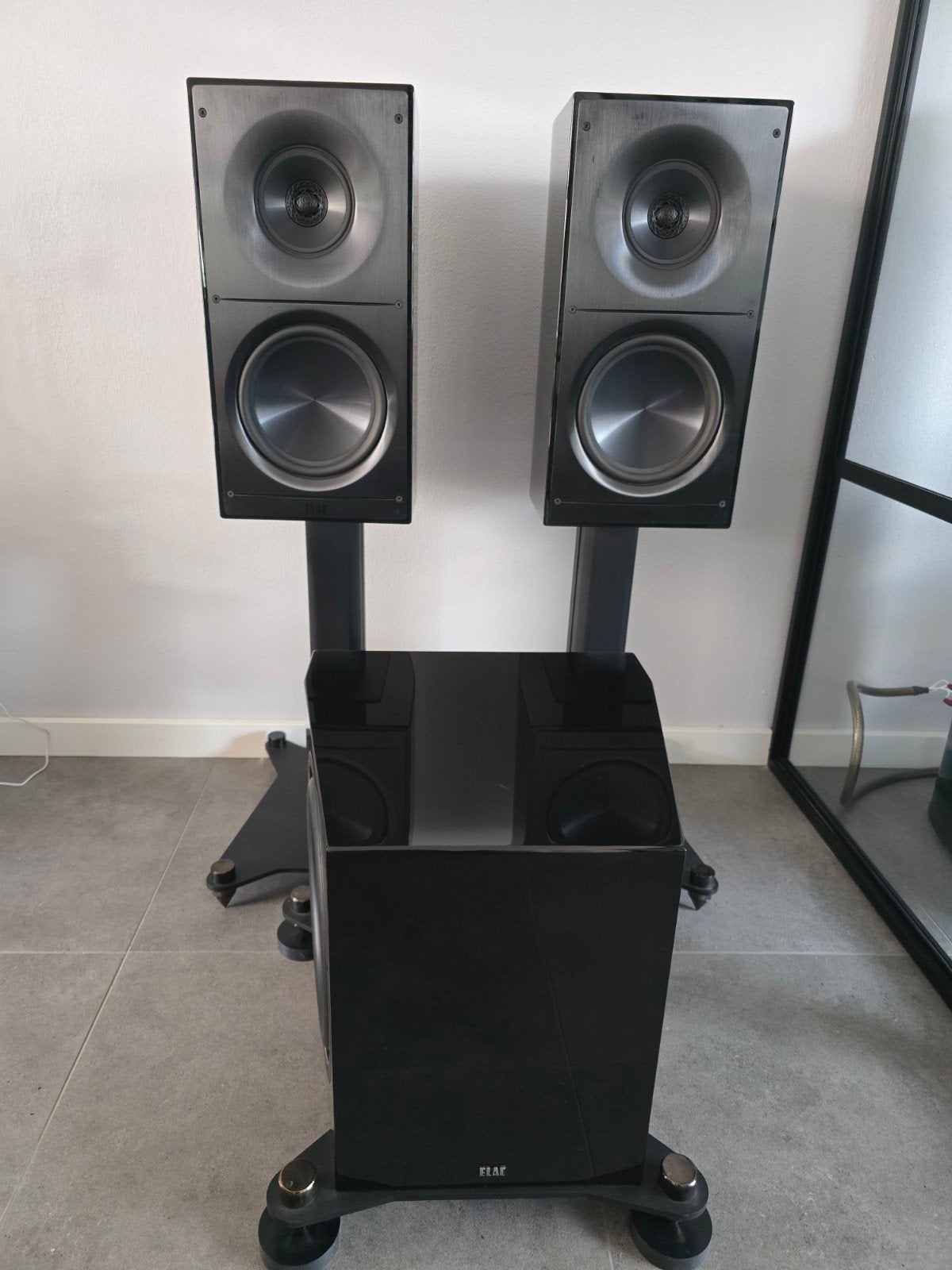 ELAC Adante AS-61 + originele stands + ELAC SUB 3070 – Compl, Ophalen