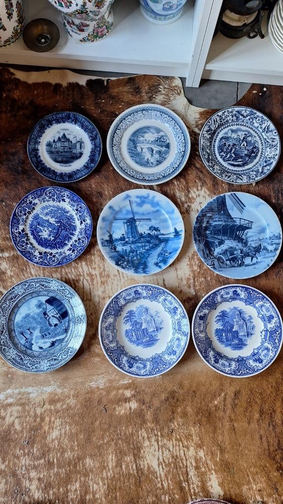 26 Delfts blauwe wandborden per stuk 3 euro of 5 voor 10.00, Ophalen