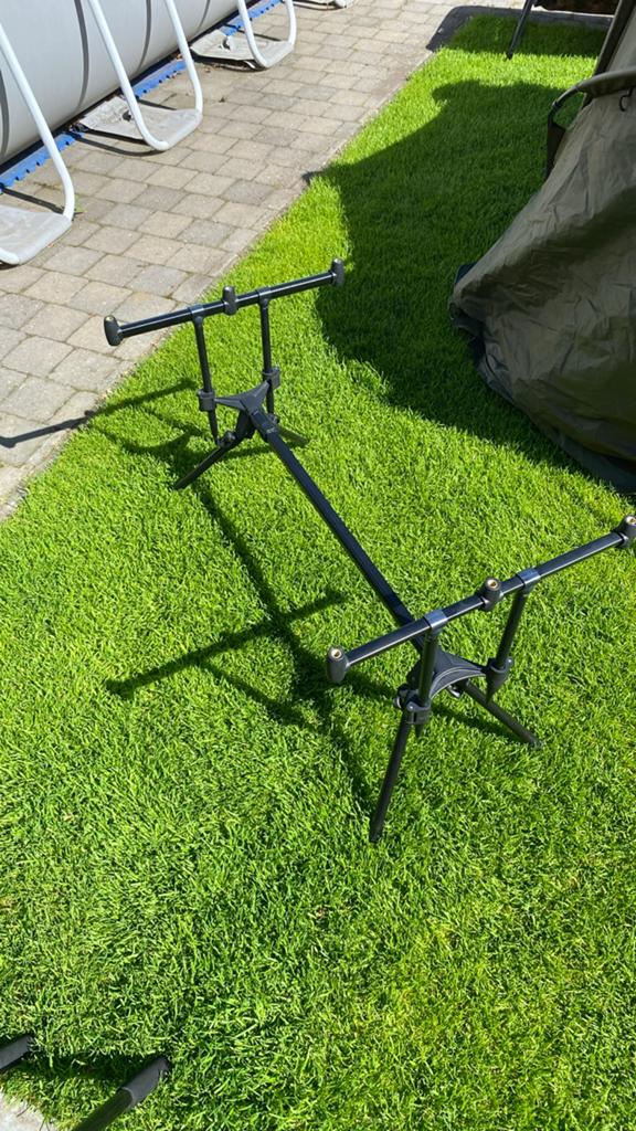 Zwarte aluminium rodpod voor 3 hengels, Ophalen of Verzenden, Gebruikt, Overige typen