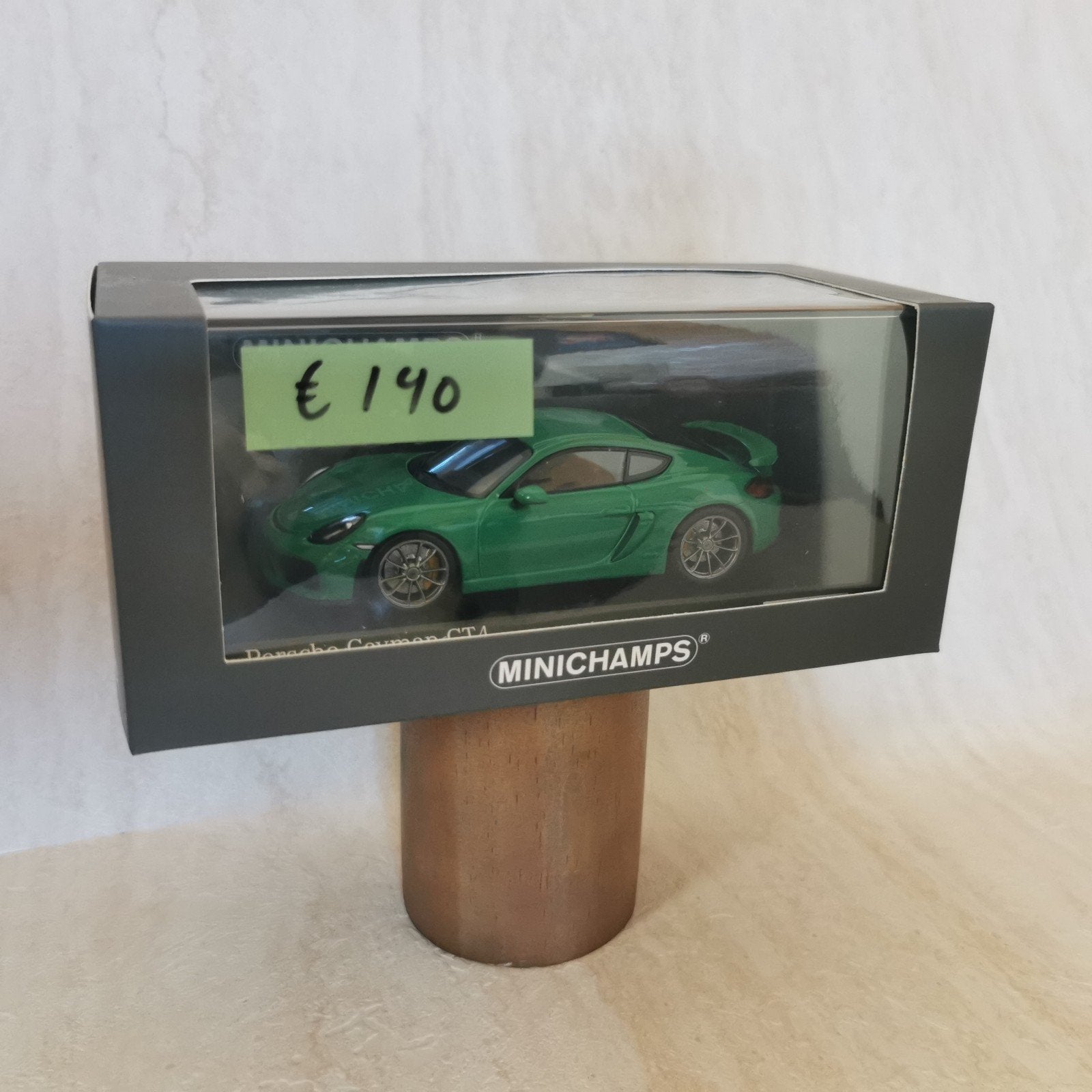 Minichamps Porsche Cayman GT4 - Schaal 1:43, Ophalen of Verzenden, Nieuw, Auto, MiniChamps