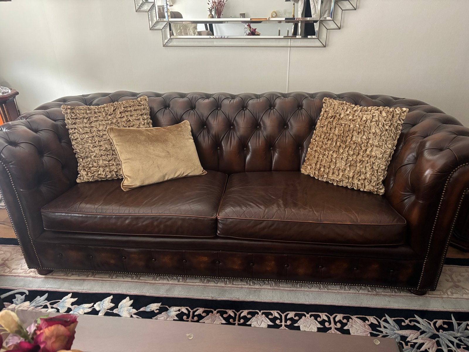 Luxe Chesterfield bank - Bruin leer, Huis en Inrichting, Ophalen, Gebruikt, Tweepersoons, 200 tot 250 cm