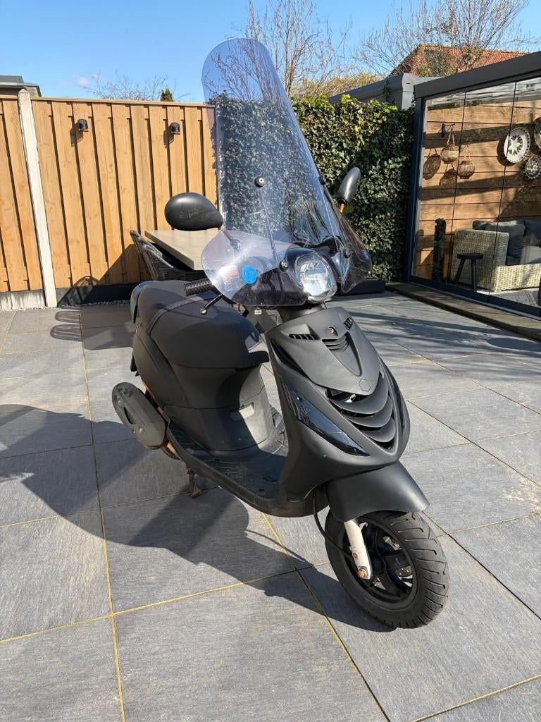 Piaggio Zip SP iGet mat zwart, Ophalen, Gebruikt, Zip, Benzine