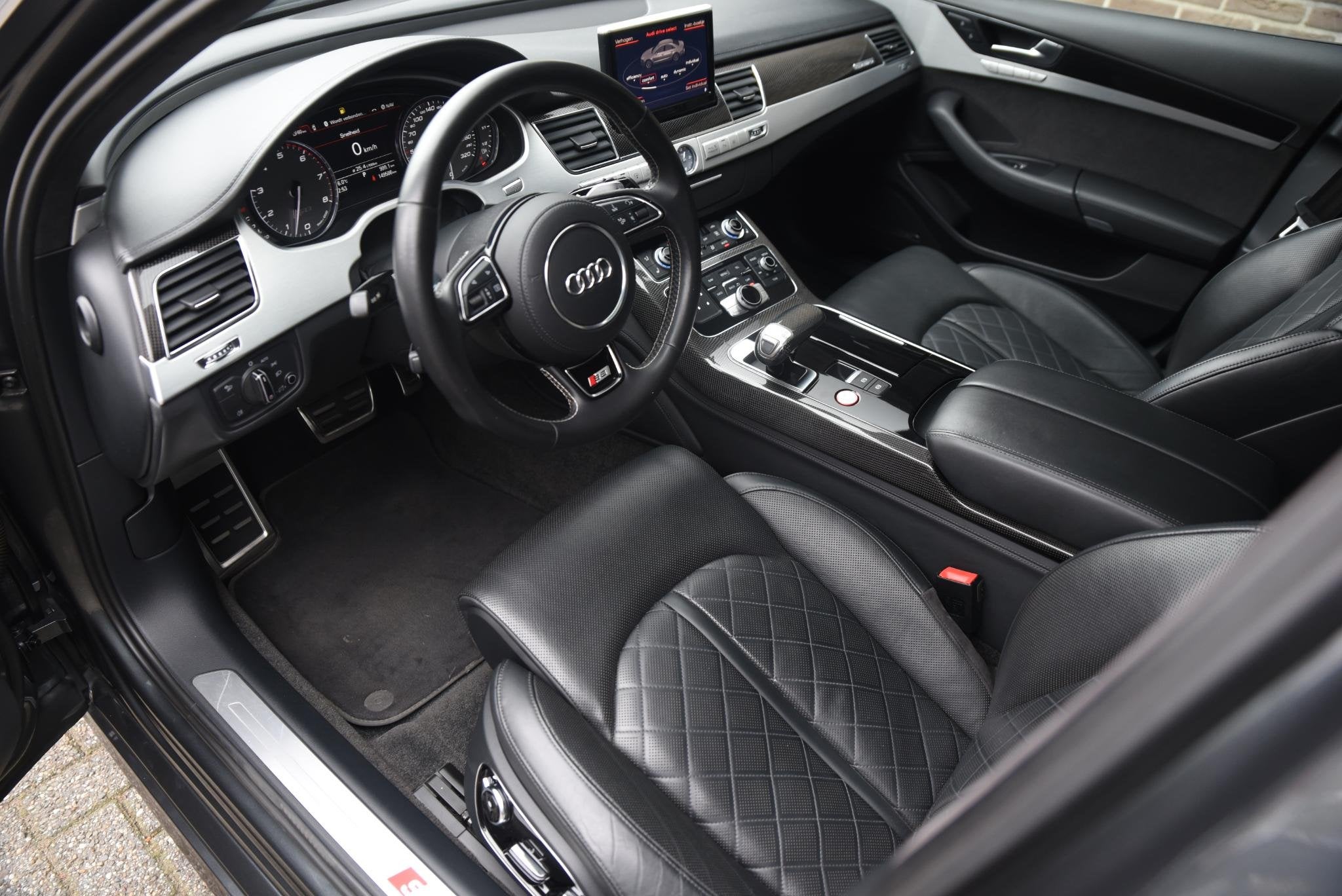 Audi S8 4.0 TFSI S8 quattro Pro Line+, Auto's, Automaat, Gebruikt, Vierwielaandrijving, 129 €/maand