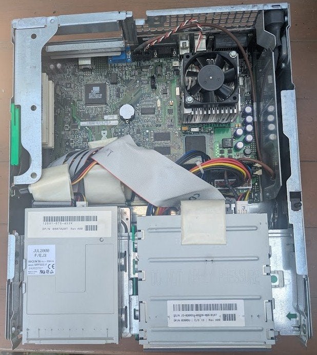 Dell Optipliex GX110 windows 98 PC, Computers en Software, Vintage Computers, Ophalen