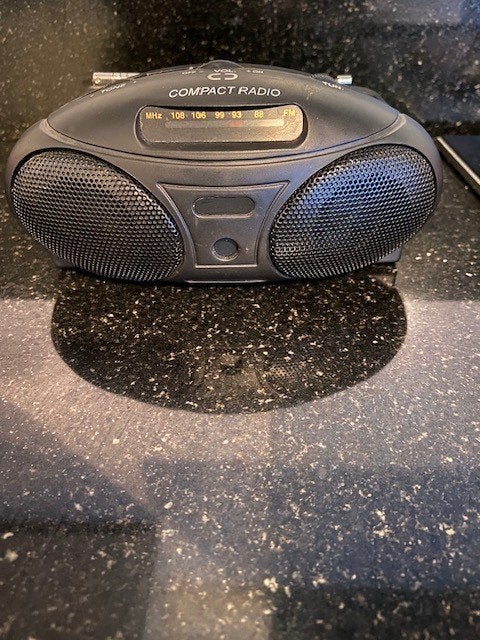 vintage retro compact draagbare radio FM model 9333 nieuw, Ophalen of Verzenden, Nieuw, Transistorradio