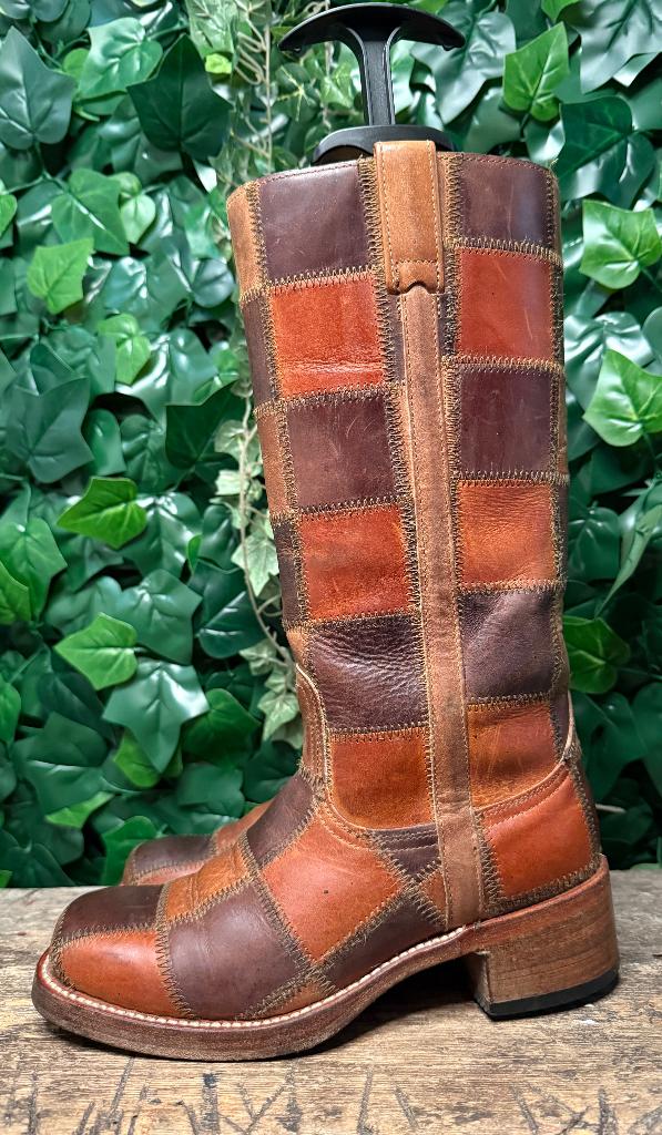 prachtige zeldzame vintage patchwork sendra laarzen maat 39, Bruin, Ophalen of Verzenden, Zo goed als nieuw, Sendra