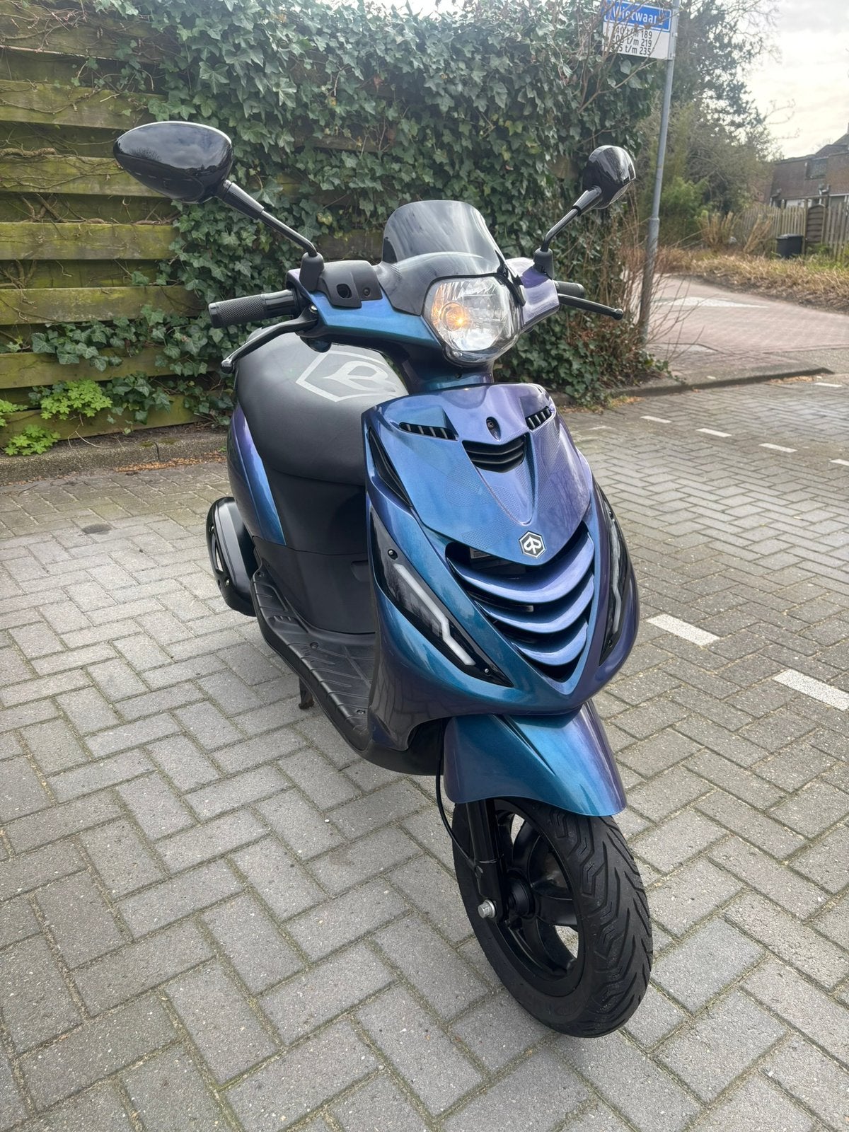 Piaggio Zip 2020 4 takt 3v, Ophalen, Maximaal 45 km/u, Zip, Zo goed als nieuw