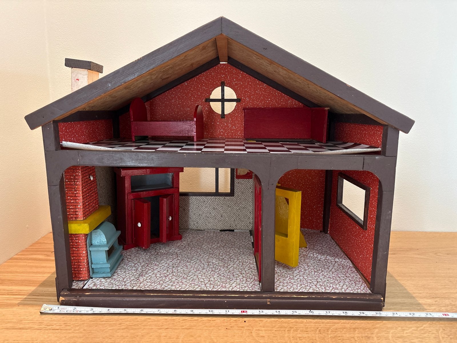 Uniek handgemaakt poppenhuis met meubels, Ophalen of Verzenden, Gebruikt, Poppenhuis