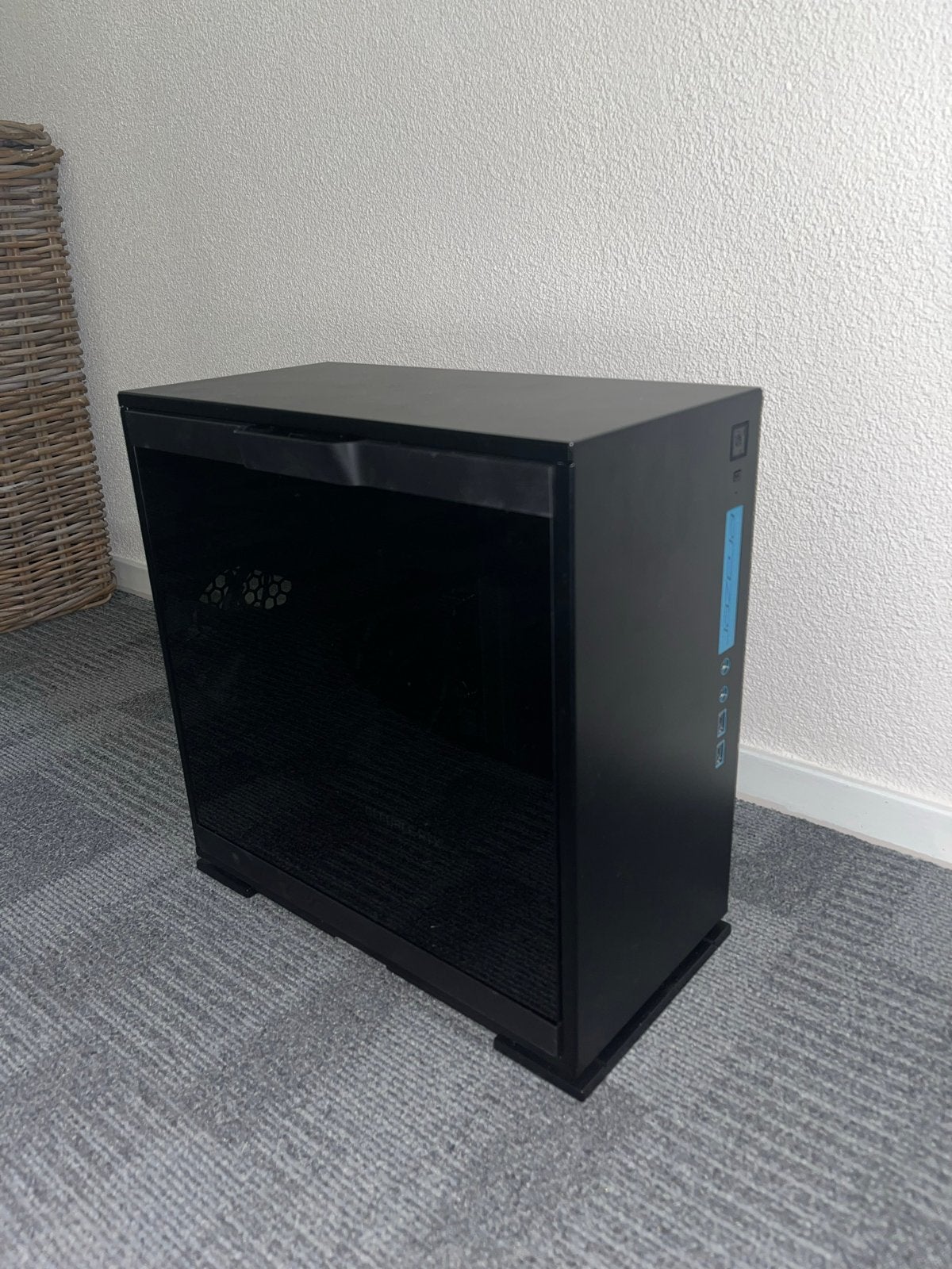 Krachtige Game PC: i5-12400F, RTX 3060 Ti, 16GB RAM, 1 speler, Ophalen, Gebruikt, Eén computer