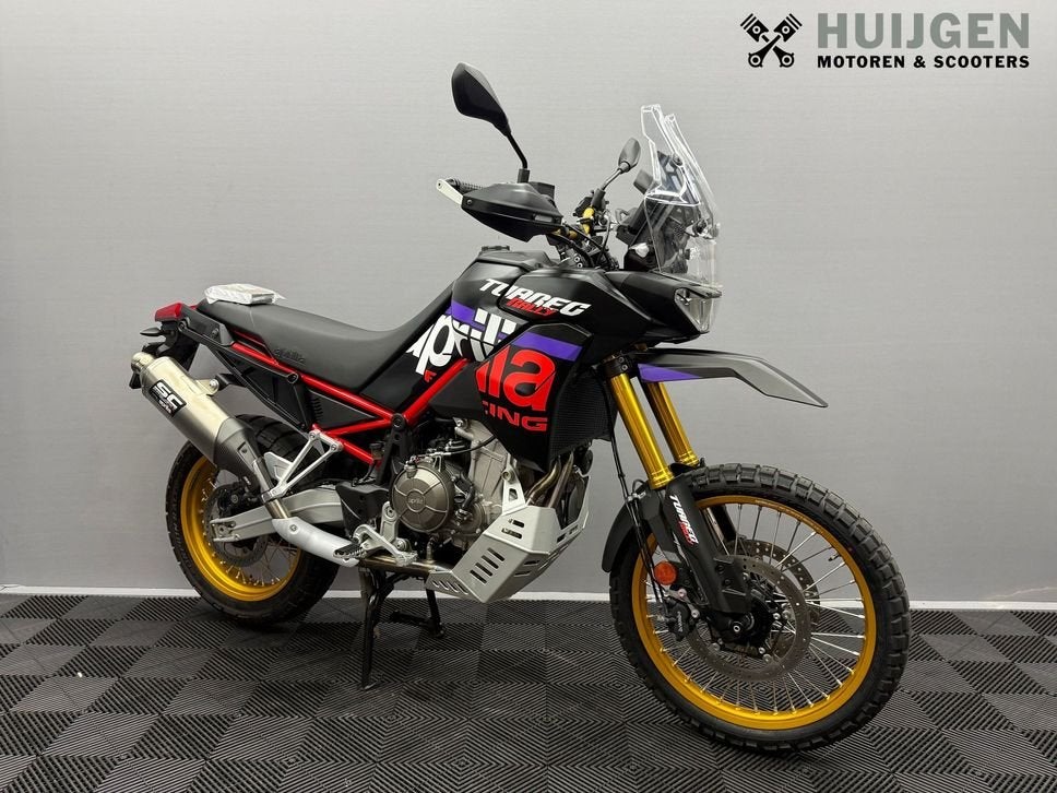 APRILIA TUAREG 660 RALLY | Quickshifter | 1900Km (bj 2025), Motoren, Motoren | Aprilia, 2 cilinders, Motorrijbewijs A, Bedrijf