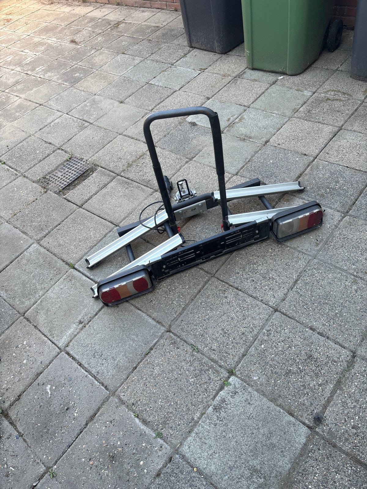 Stevige fietsendrager voor trekhaak - Gebruikt, Auto diversen, Fietsendragers, Ophalen of Verzenden, 2 fietsen, Gebruikt, Trekhaakdrager