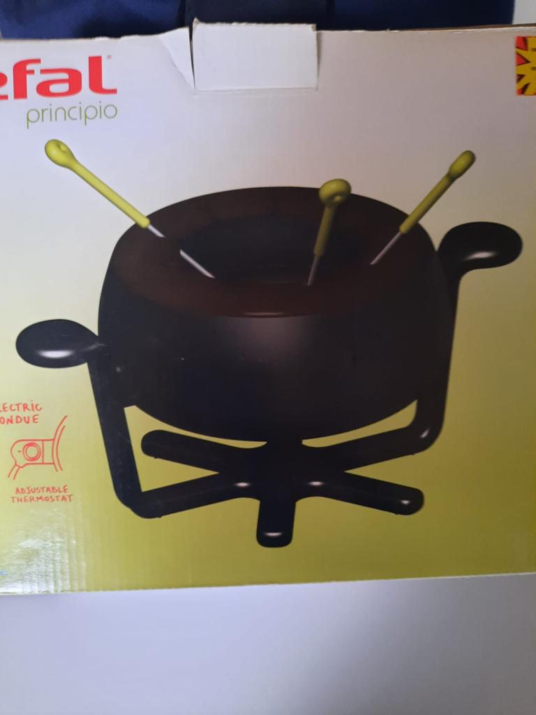 Tefal fonduset, Ophalen, Zo goed als nieuw, 4 t/m 7 personen
