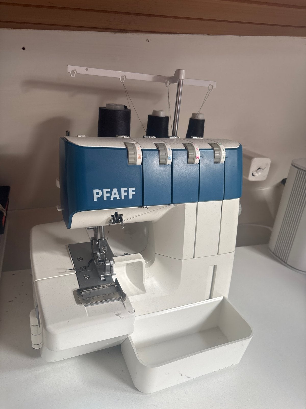 Pfaff Lockmachine admire 1000 - Zo goed als nieuw, Ophalen, Zo goed als nieuw, Lockmachine, Pfaff