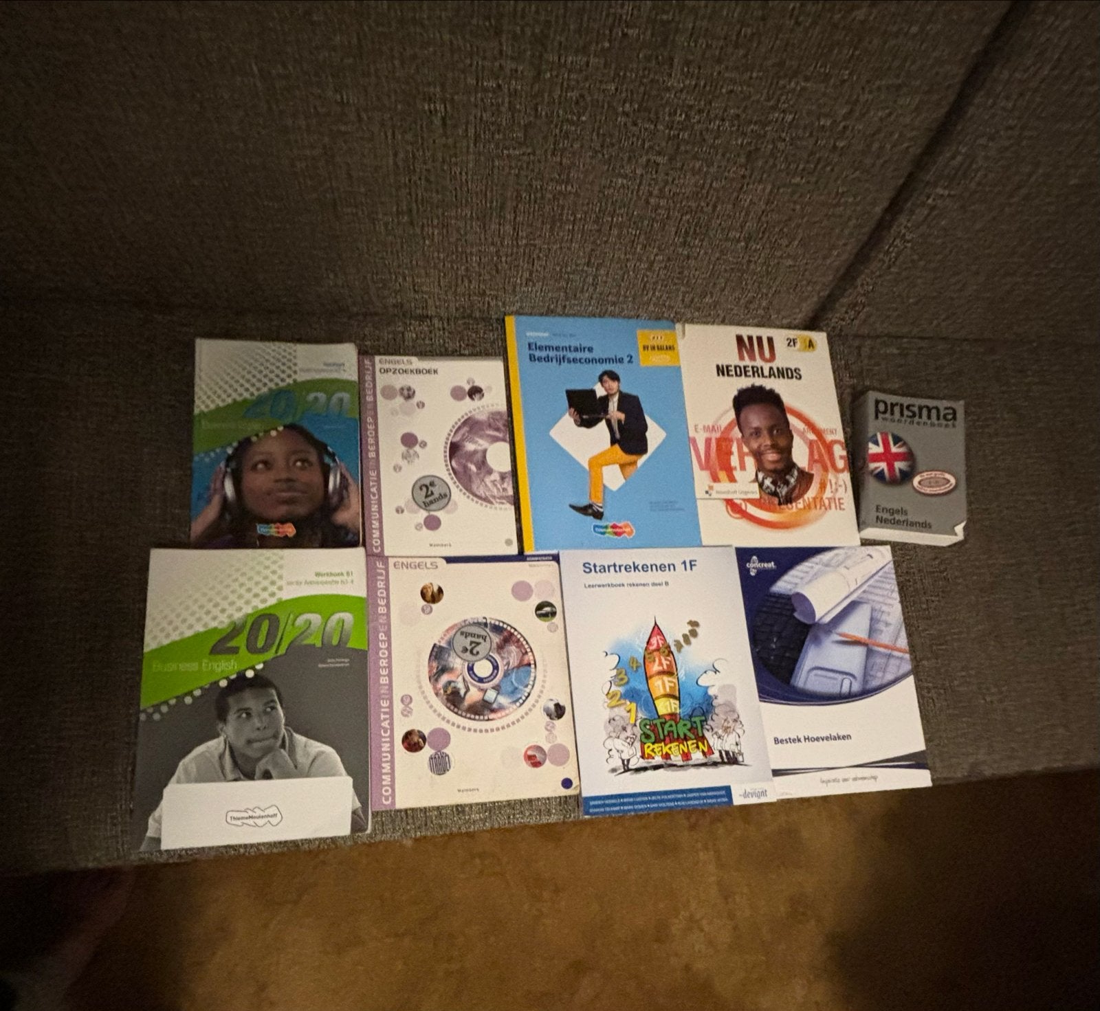 Diverse schoolboeken: Nederlands, Engels, Economie, etc., Ophalen of Verzenden, Gelezen, MBO