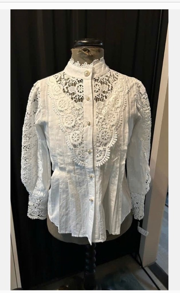 Victoriaanse look witte blouse met kanten mouwen voorzijde, Wit, Maat 42/44 (L), Nieuw, Ophalen of Verzenden