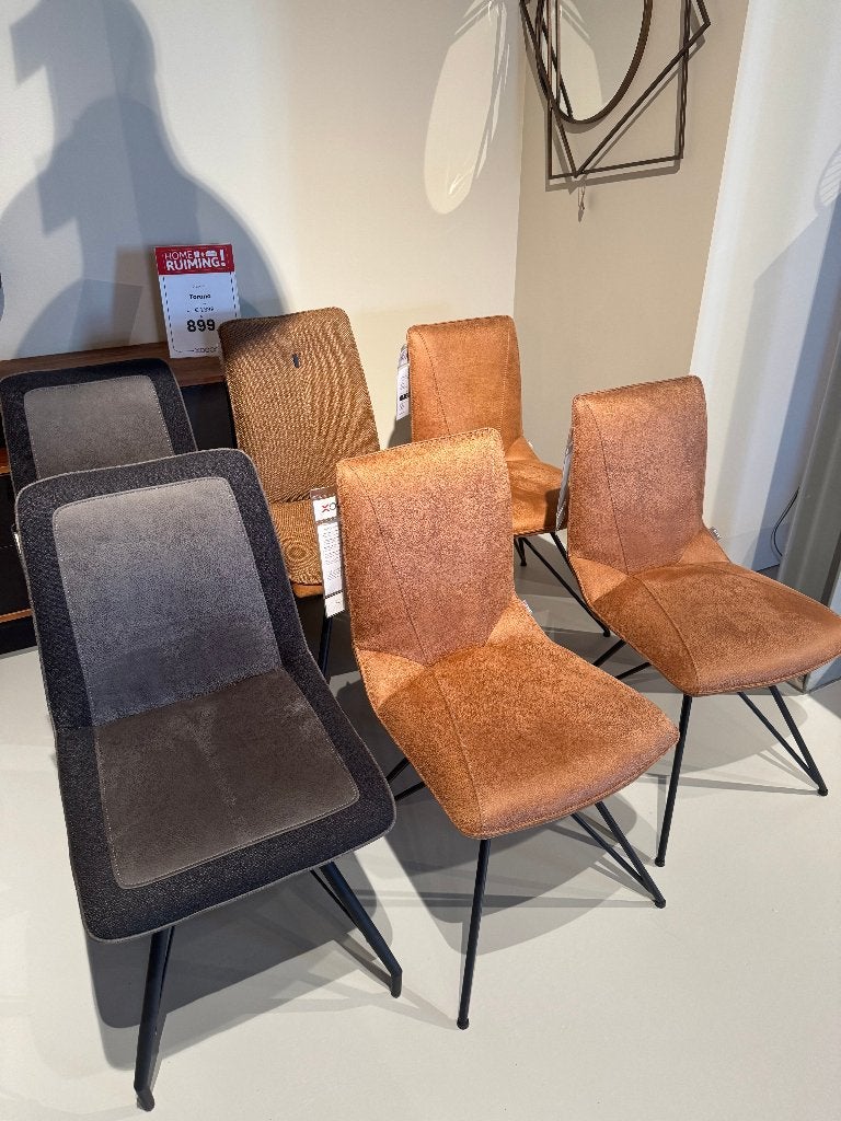 Te koop: Xooon eetkamerstoelen, Overige kleuren, Leer, Ophalen of Verzenden, Zo goed als nieuw