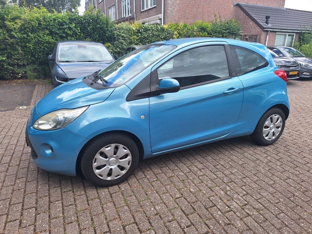 Ford Ka 1.2 (blauw) 2011, 135.682 km, APK juni 2027, 69pk, Auto's, Ford, Voorwielaandrijving, Euro 5, Stof, 1242 cc