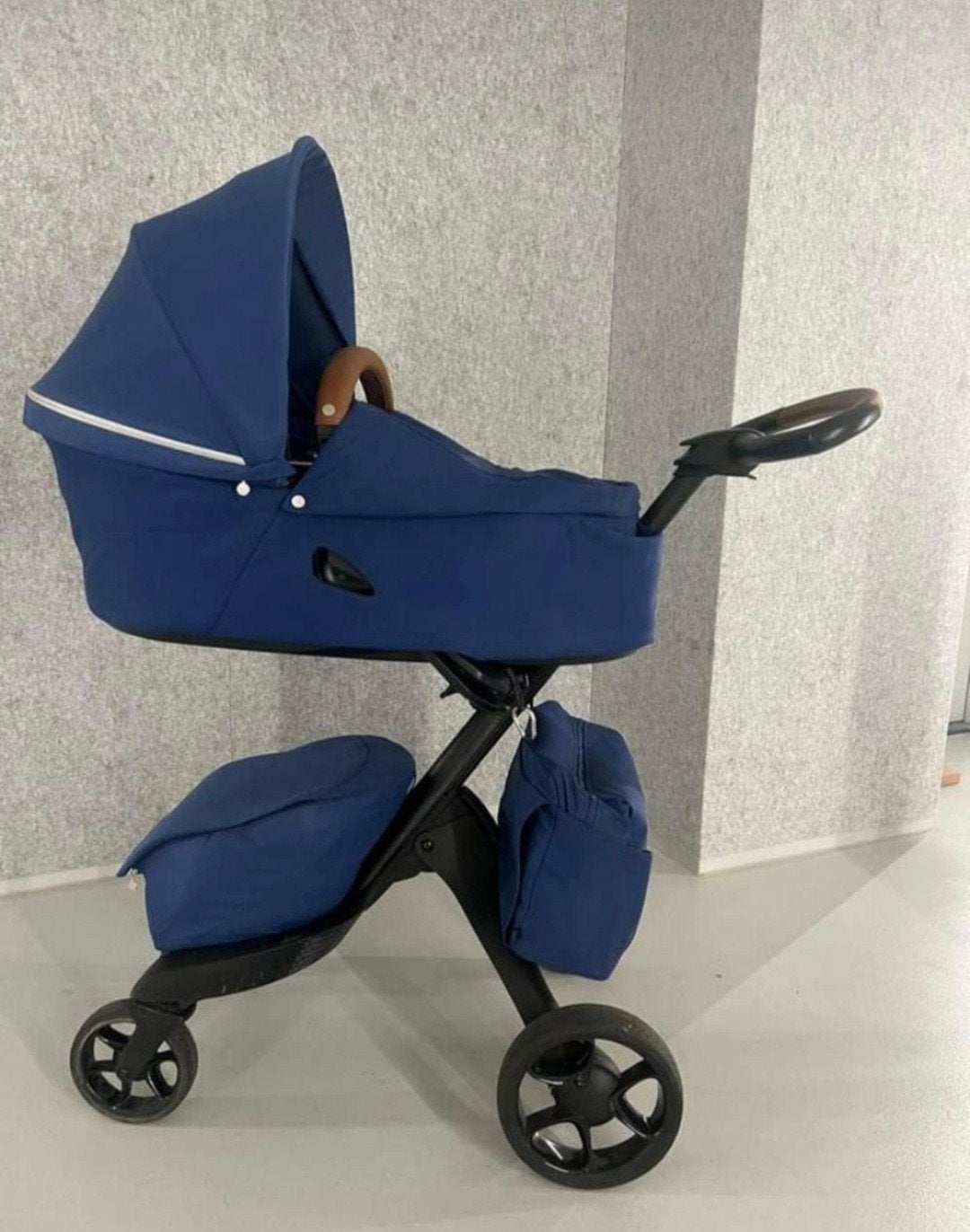 Stokke Xplory X Kinderwagen - Nieuwste Versie, Gebruikt, Verstelbare duwstang, Ophalen, Kinderwagen