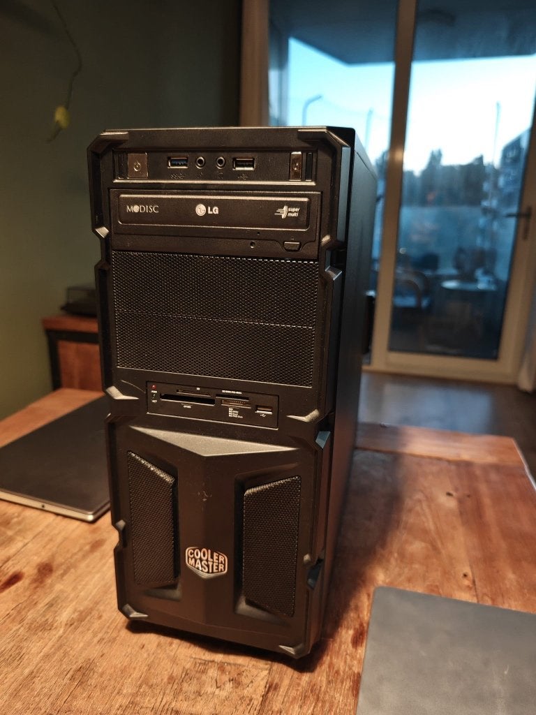 Desktop PC - 2012, Computers en Software, Desktop Pc's, Ophalen, Gebruikt, HDD, 2 tot 3 Ghz