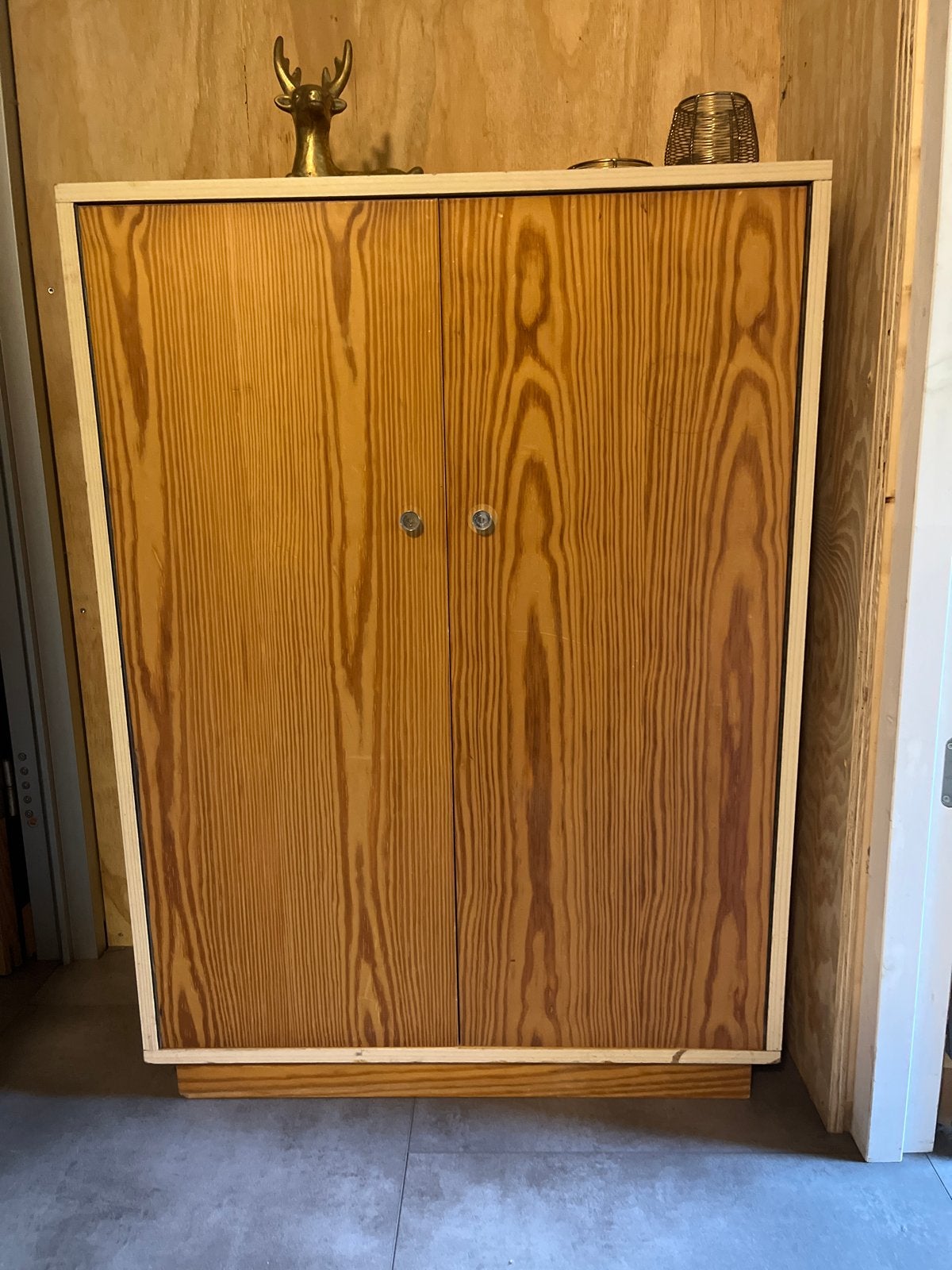 Vintage retro kastje oma's tijd - 80x111x40 cm, Ophalen