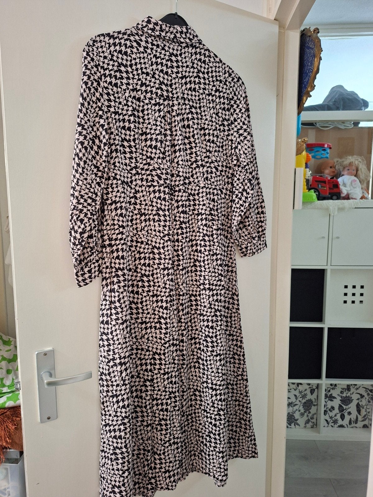 Mooie jurk uit Turkije - M&S Collection, Kleding | Dames, Maat 38/40 (M), Ophalen of Verzenden, Gedragen, Onder de knie