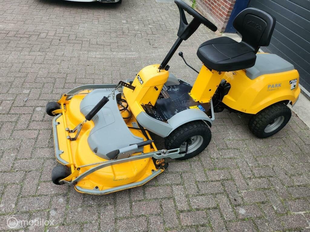 Zitmaaier  stiga park frontmaaier  hydo  mulch, Ophalen, Gebruikt